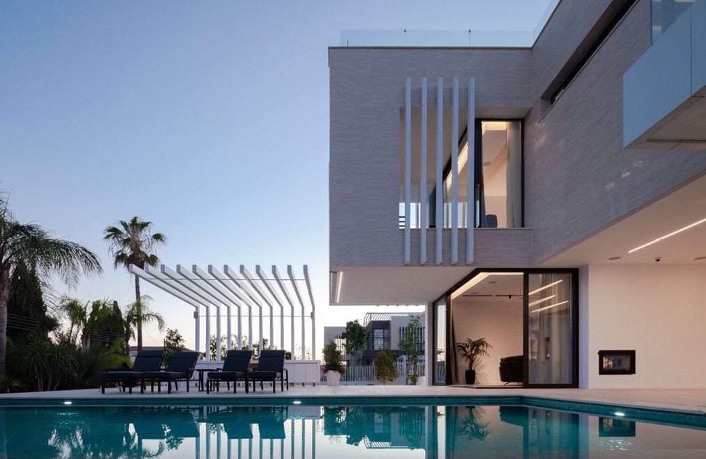 Spacious 5-Bedroom Villa in Mouttagiaka, Limassol