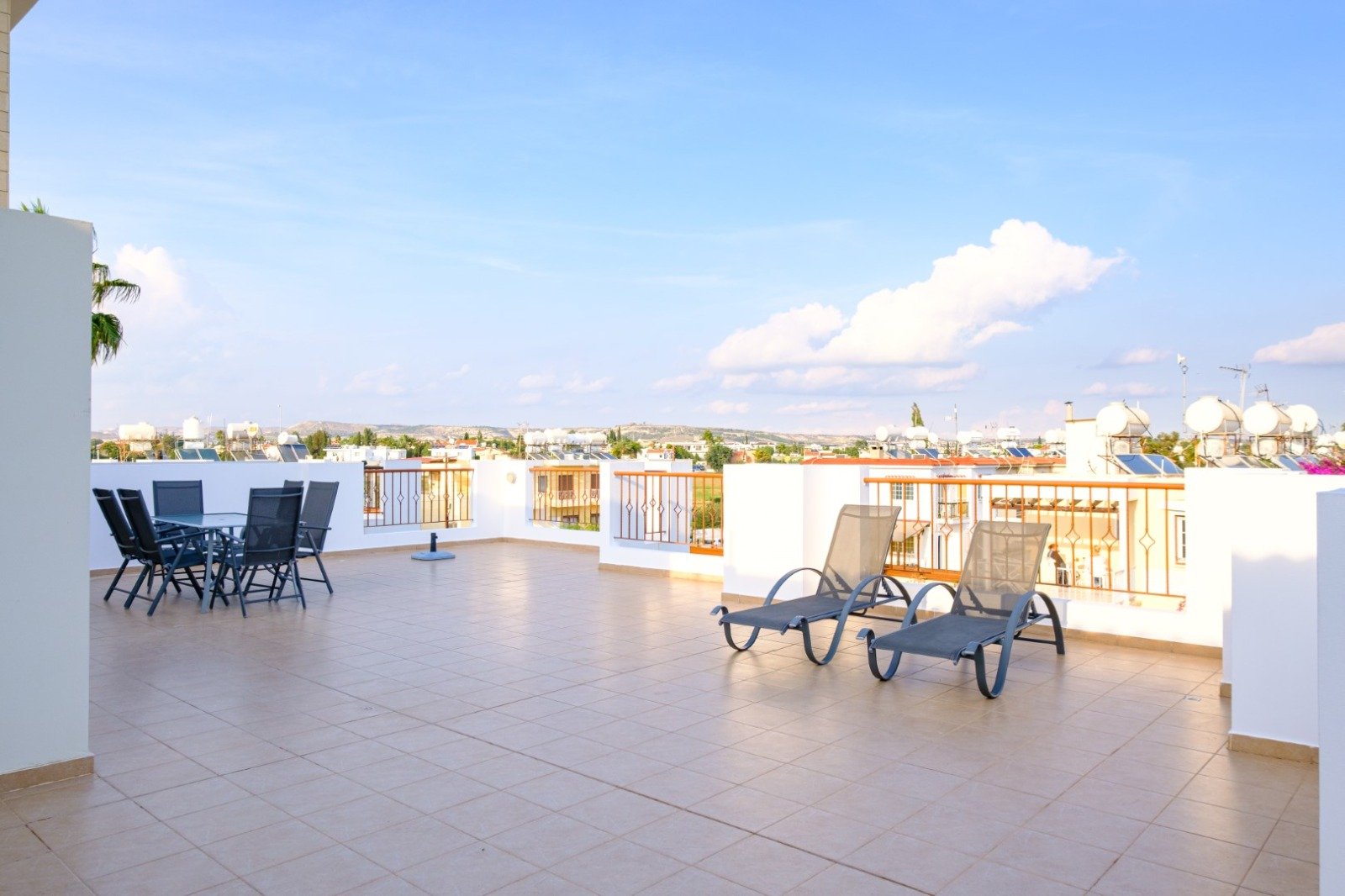Modern 2-Bedroom Apartment in Dekeleia, Larnaca