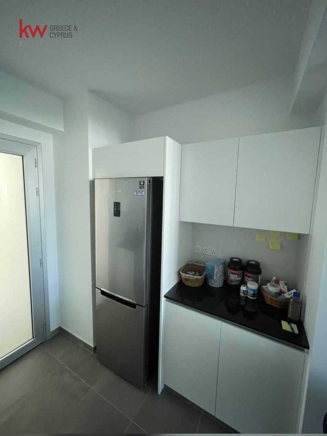 2-bed furnished apartment with roof garden in Strovolos photo 6