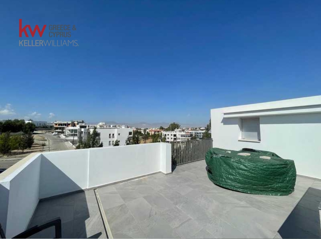 2-bed furnished apartment with roof garden in Strovolos photo 13