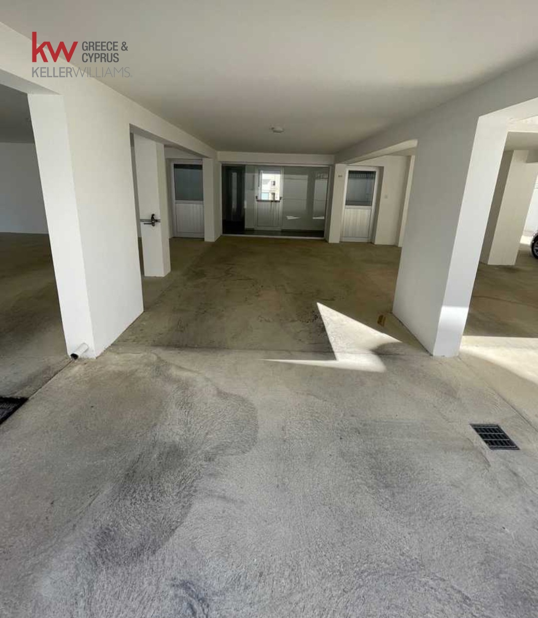 2-bed furnished apartment with roof garden in Strovolos photo 15