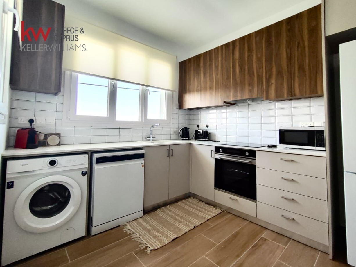 2-bed brand-new apartment with sea views in Leivadia photo 9