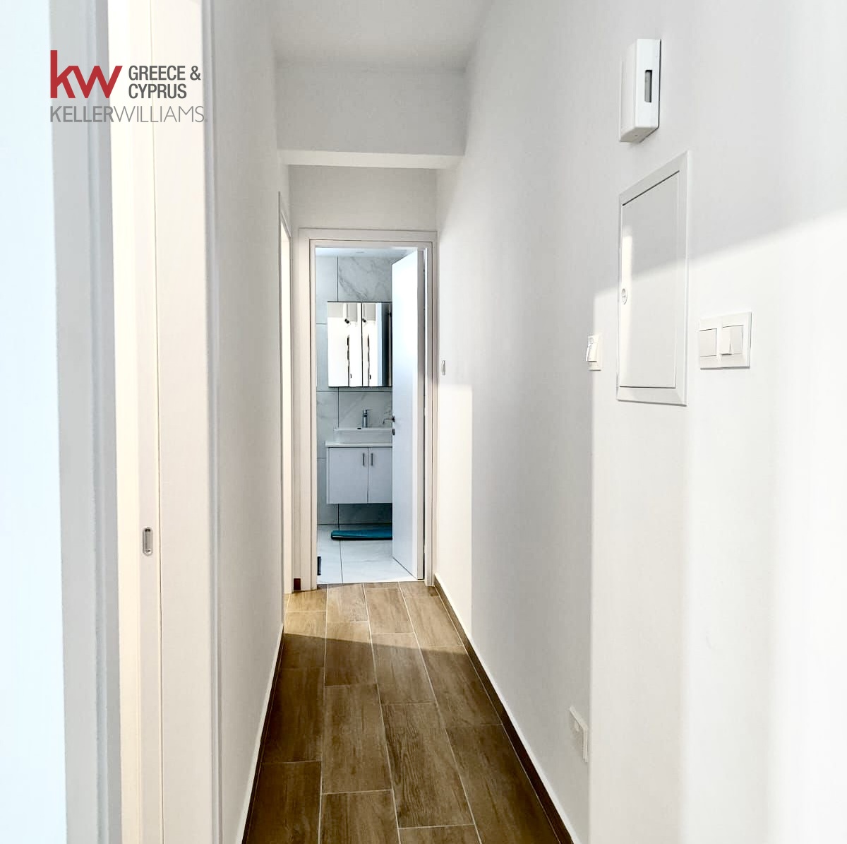 2-bed brand-new apartment with sea views in Leivadia photo 12