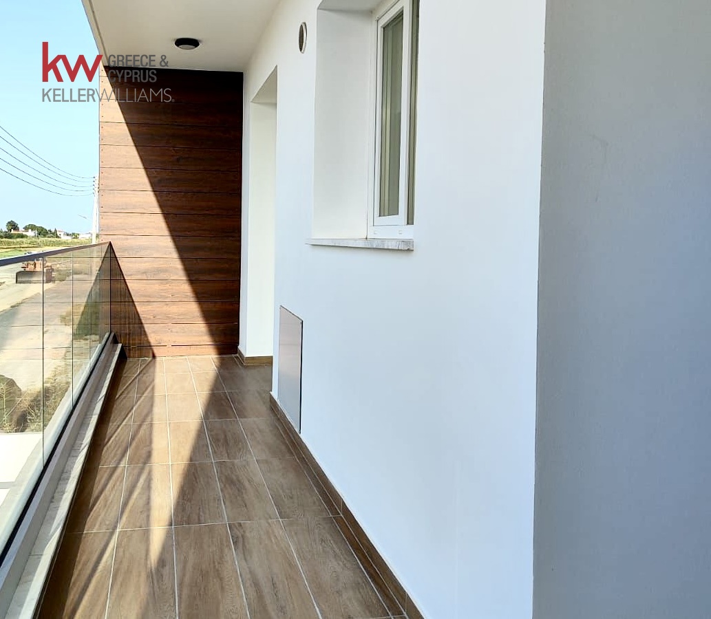 2-bed brand-new apartment with sea views in Leivadia photo 11