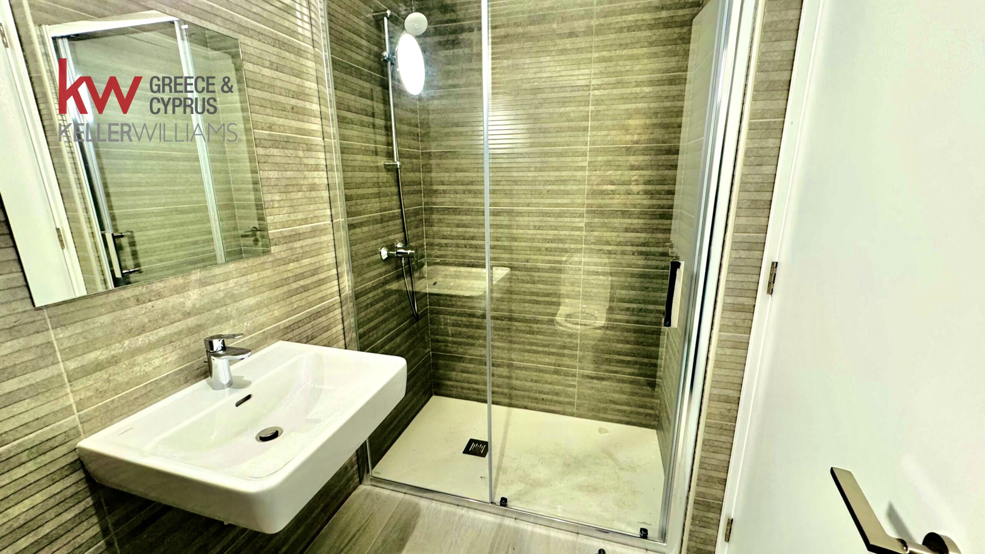 2-bed furnished apartment in Kamares, Larnaca photo 6