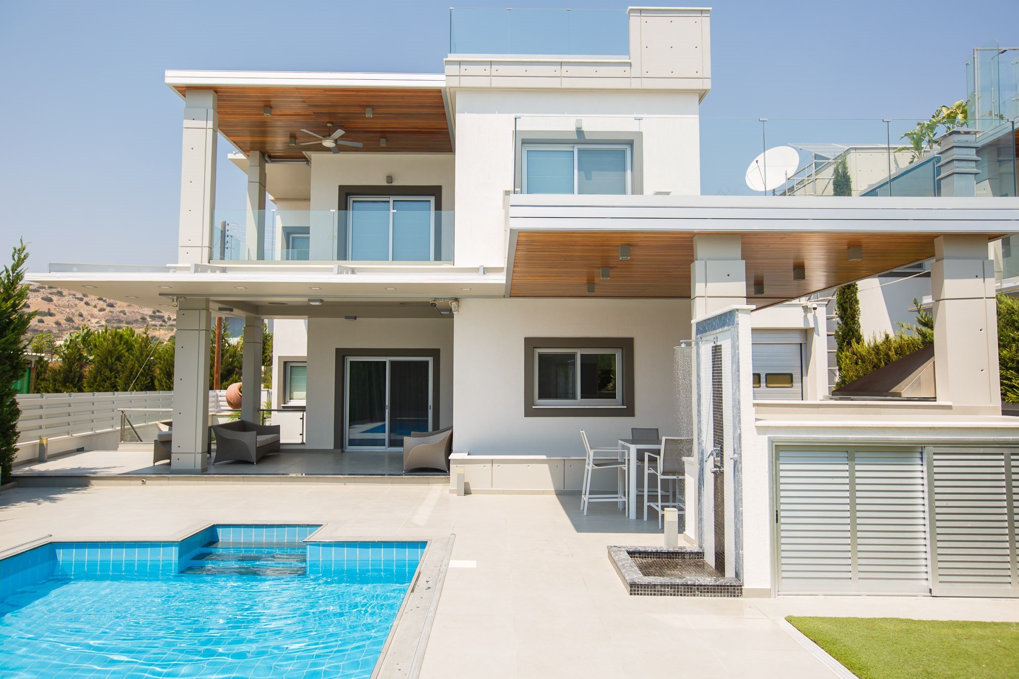 Spacious 4-Bedroom Villa in Agios Tychon, Limassol
