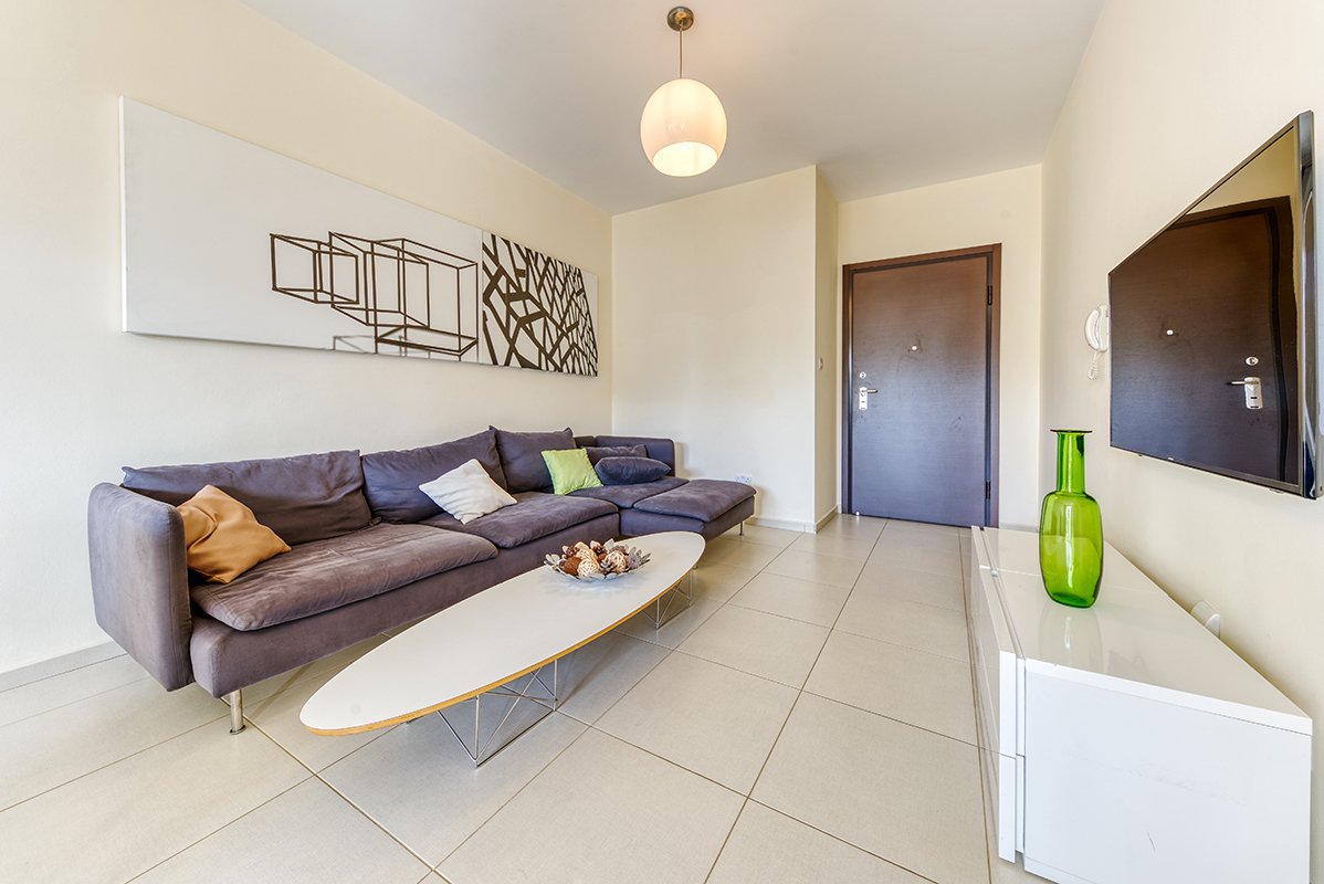 Modern 2-Bedroom Apartment in Agios Athanasios, Limassol