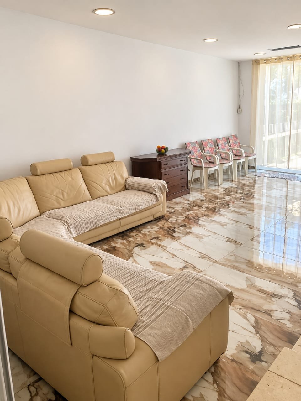 5-bed furnished villa with pool and sea views in Coral Bay photo 14