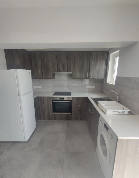 1-bed furnished apartment with sea view in Oroklini photo 5