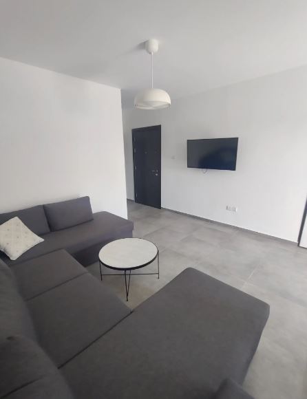 1-bed furnished apartment with sea view in Oroklini photo 7
