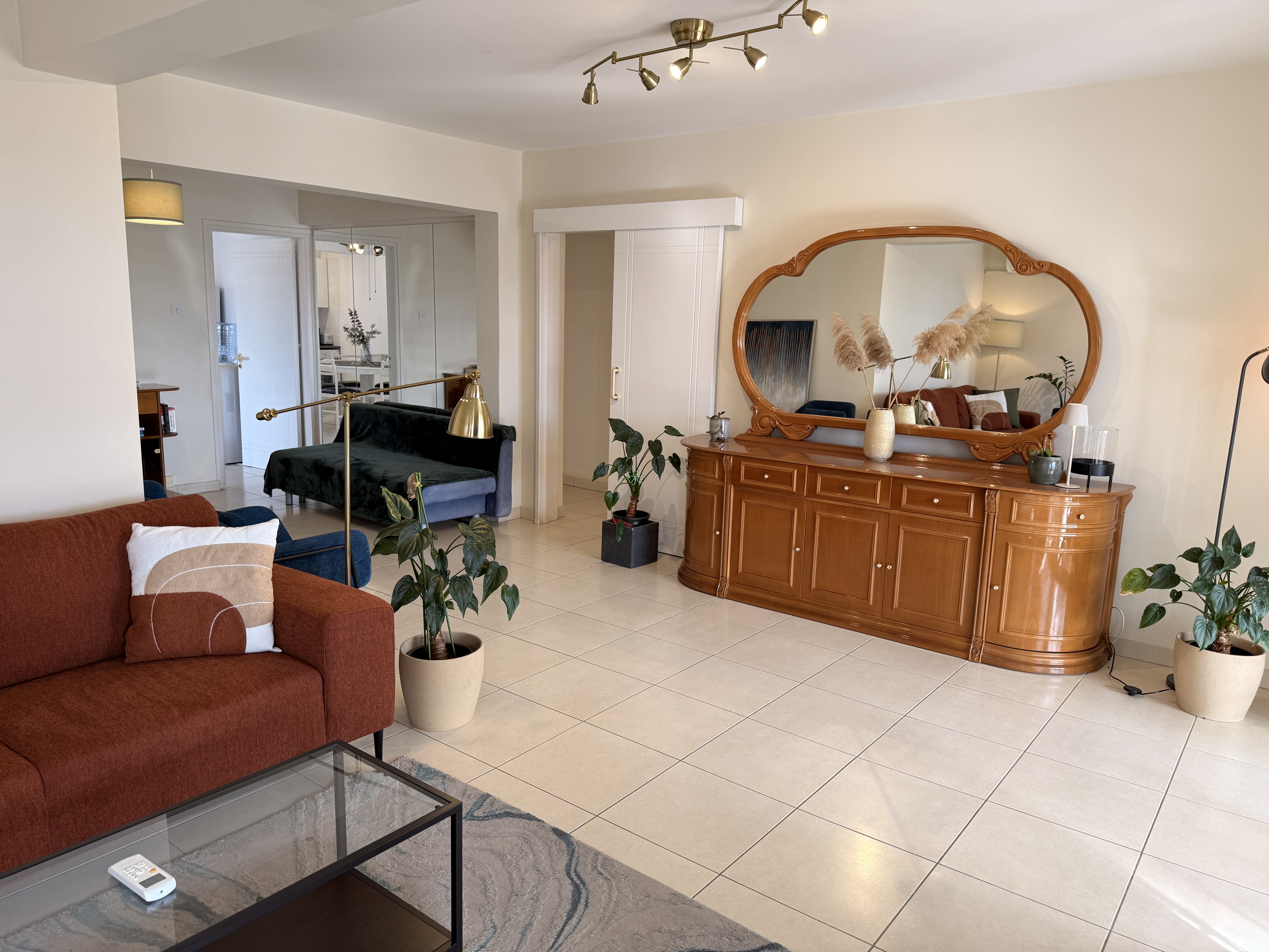 3-bed penthouse with terraces and views in Larnaca photo 2