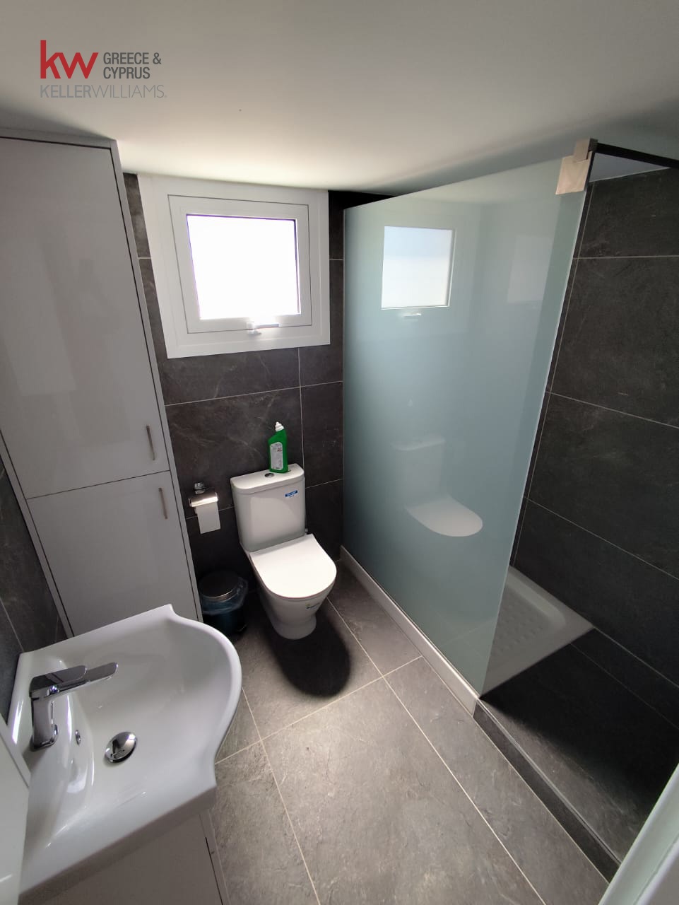 3-bed apartment for rent in Larnaca City photo 14