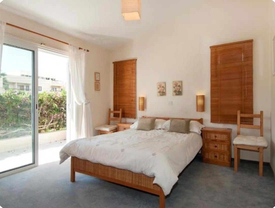 3-bed villa with private pool and garden in Coral Bay, Paphos photo 3
