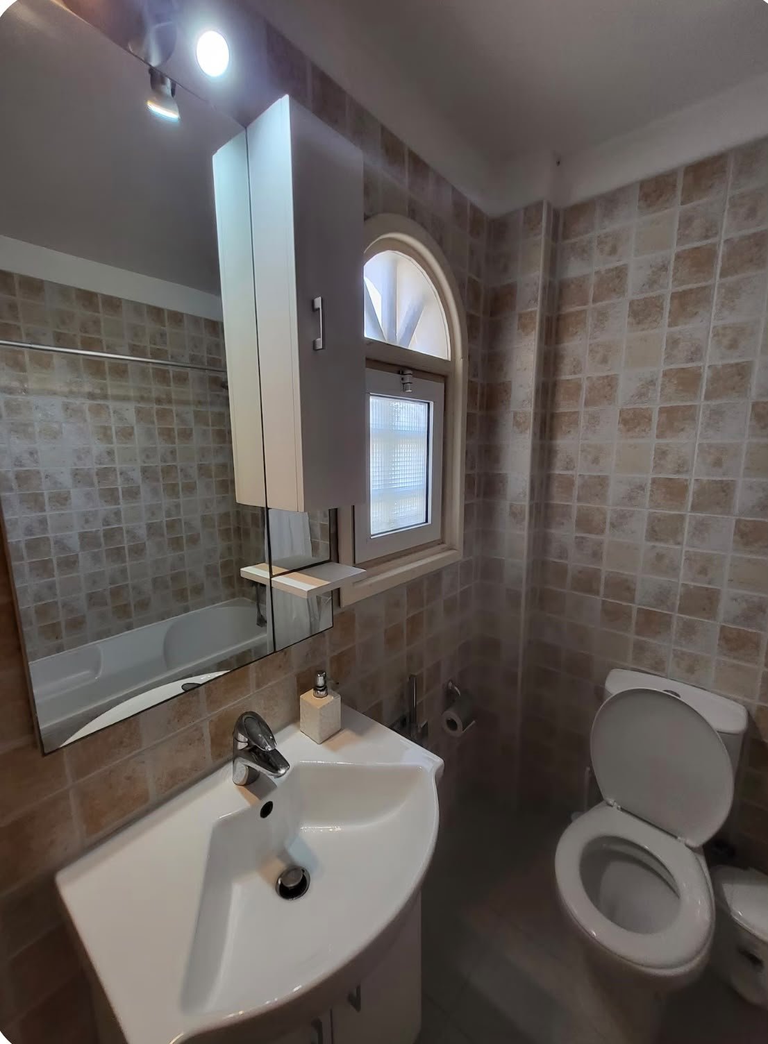 3-bed villa with private pool and garden in Coral Bay, Paphos photo 9
