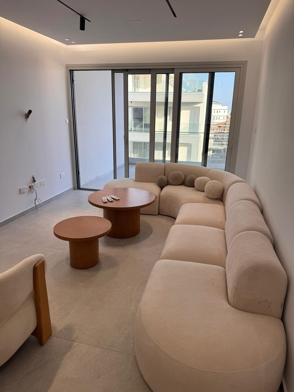 Modern 2-bed furnished apartment in Kamares, Larnaca photo 5