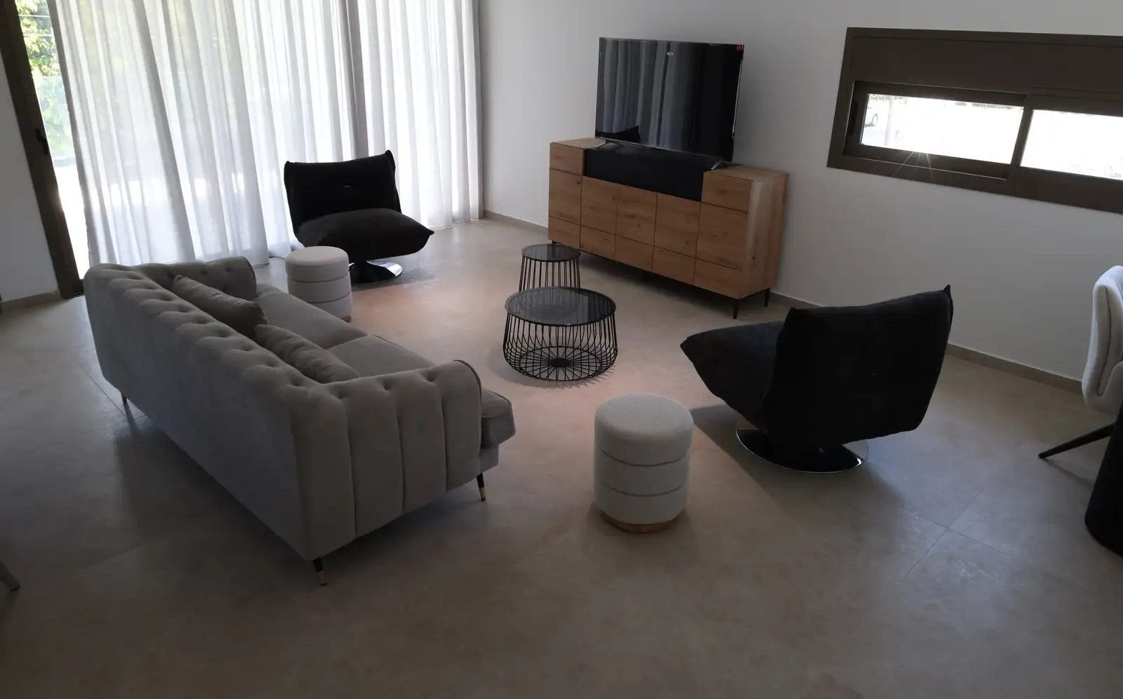 Modern 3-Bedroom Apartment in Nicosia Center, Nicosia