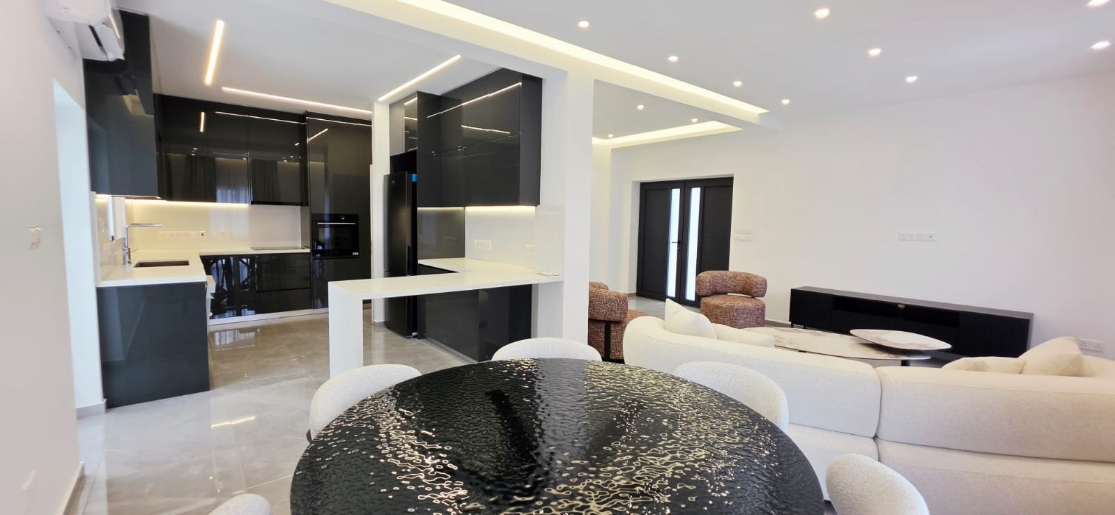 Modern 3-Bedroom House in Agios Nicolaos, Limassol