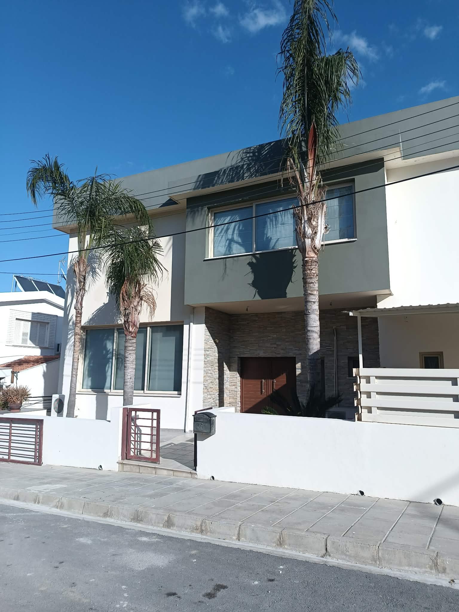 Spacious 3-Bedroom House in Pallouriotissa, Nicosia
