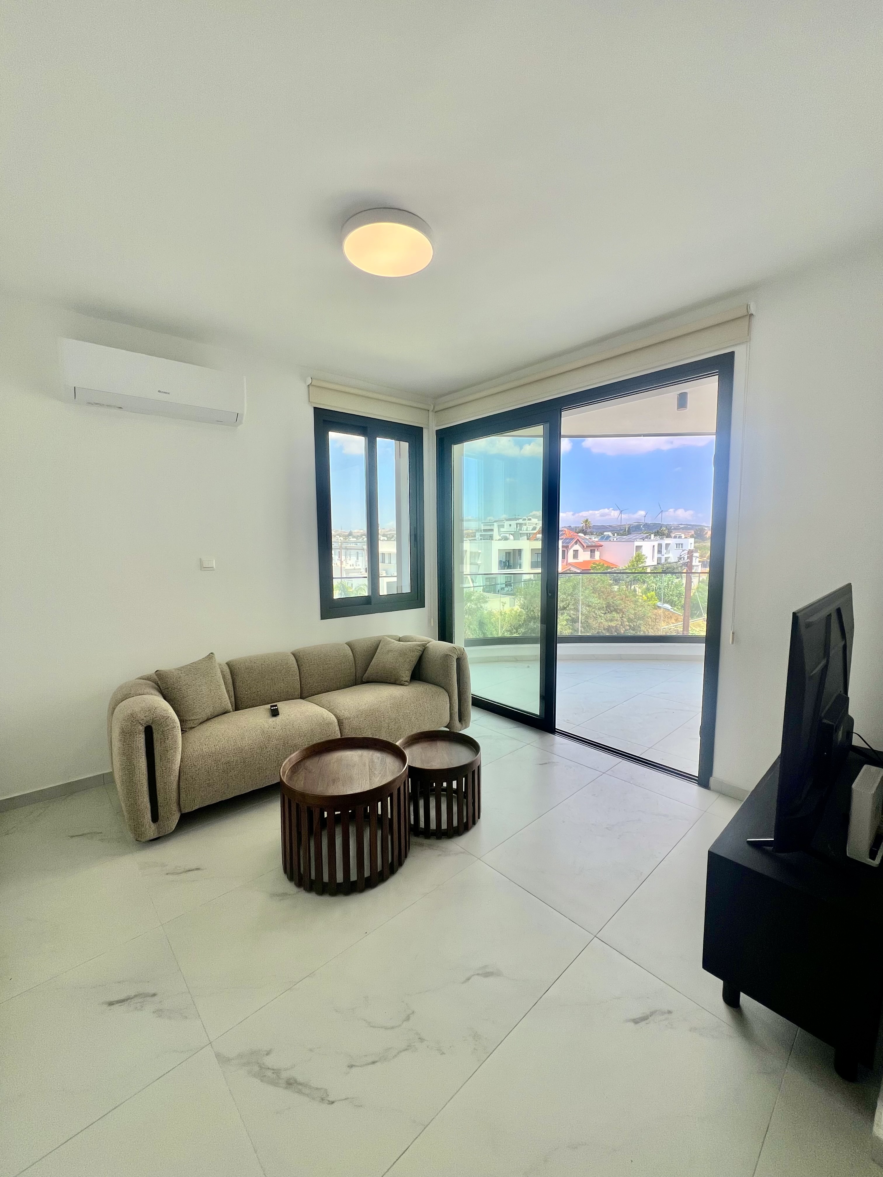 For rent, Livadia, Apartment 73 sqr.m.