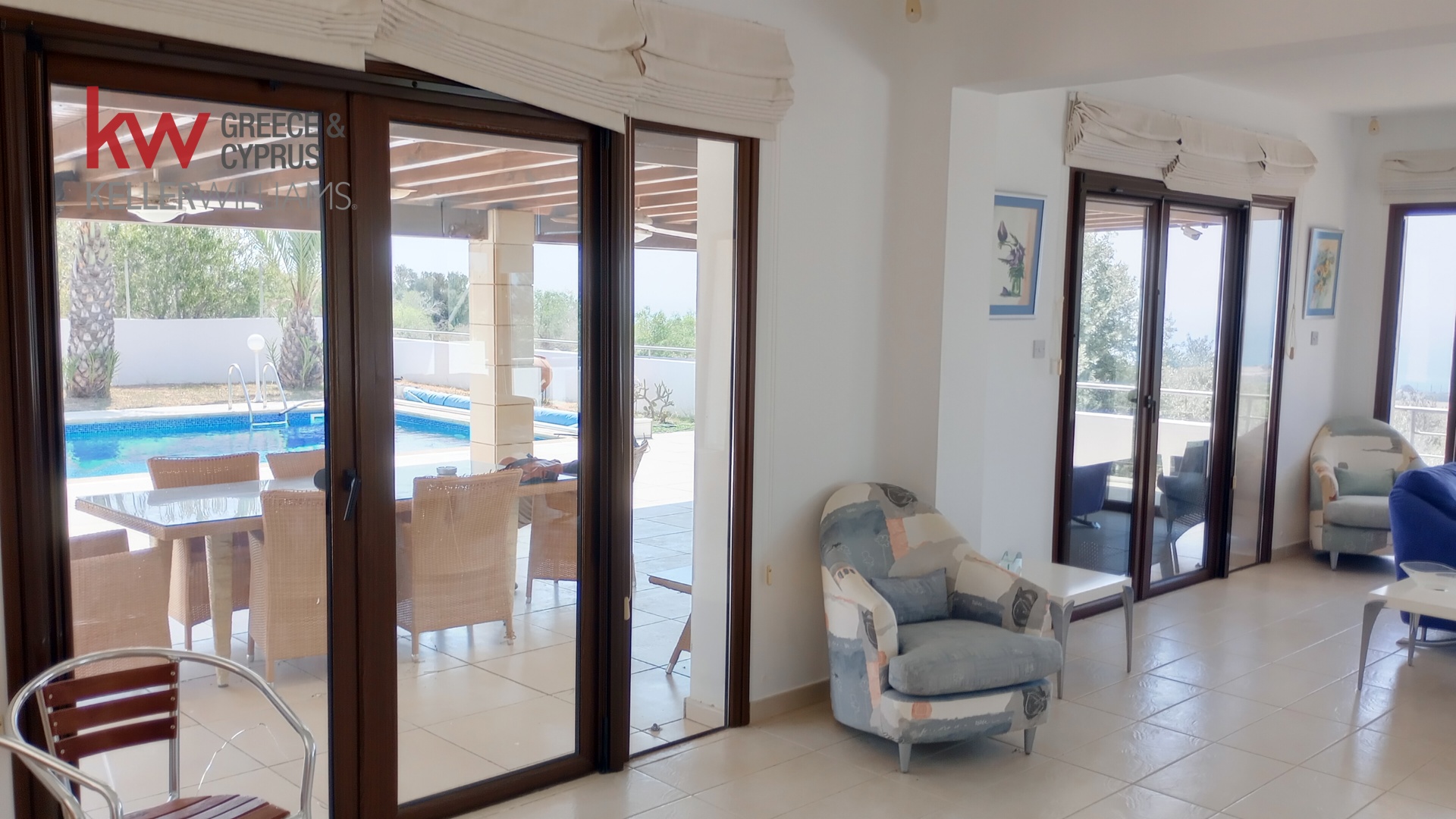 4-bed detached house with pool and sea view in Agios Theodoros photo 4