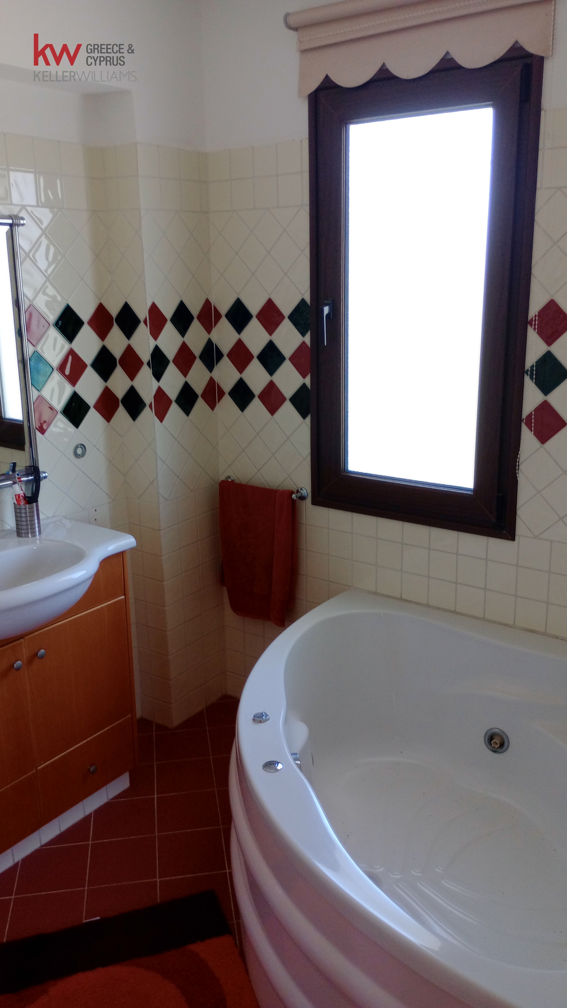 4-bed detached house with pool and sea view in Agios Theodoros photo 11