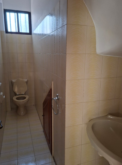 3-bedroom ground floor apartment in Agios Athanasios photo 10