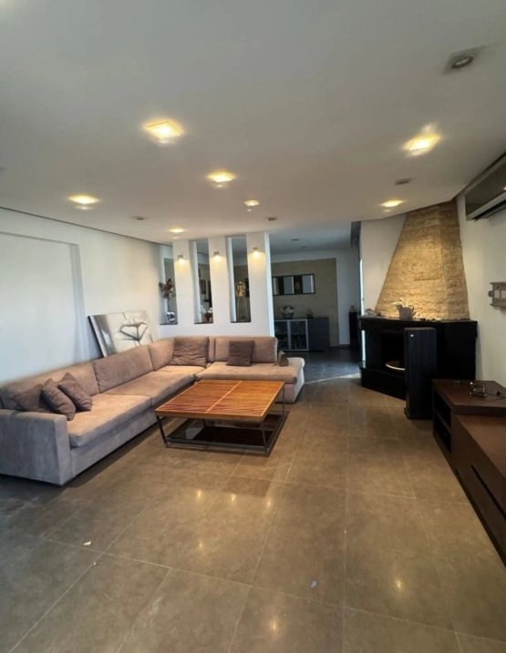 Spacious 3-Bedroom Penthouse in Mesa Geitonia, Limassol