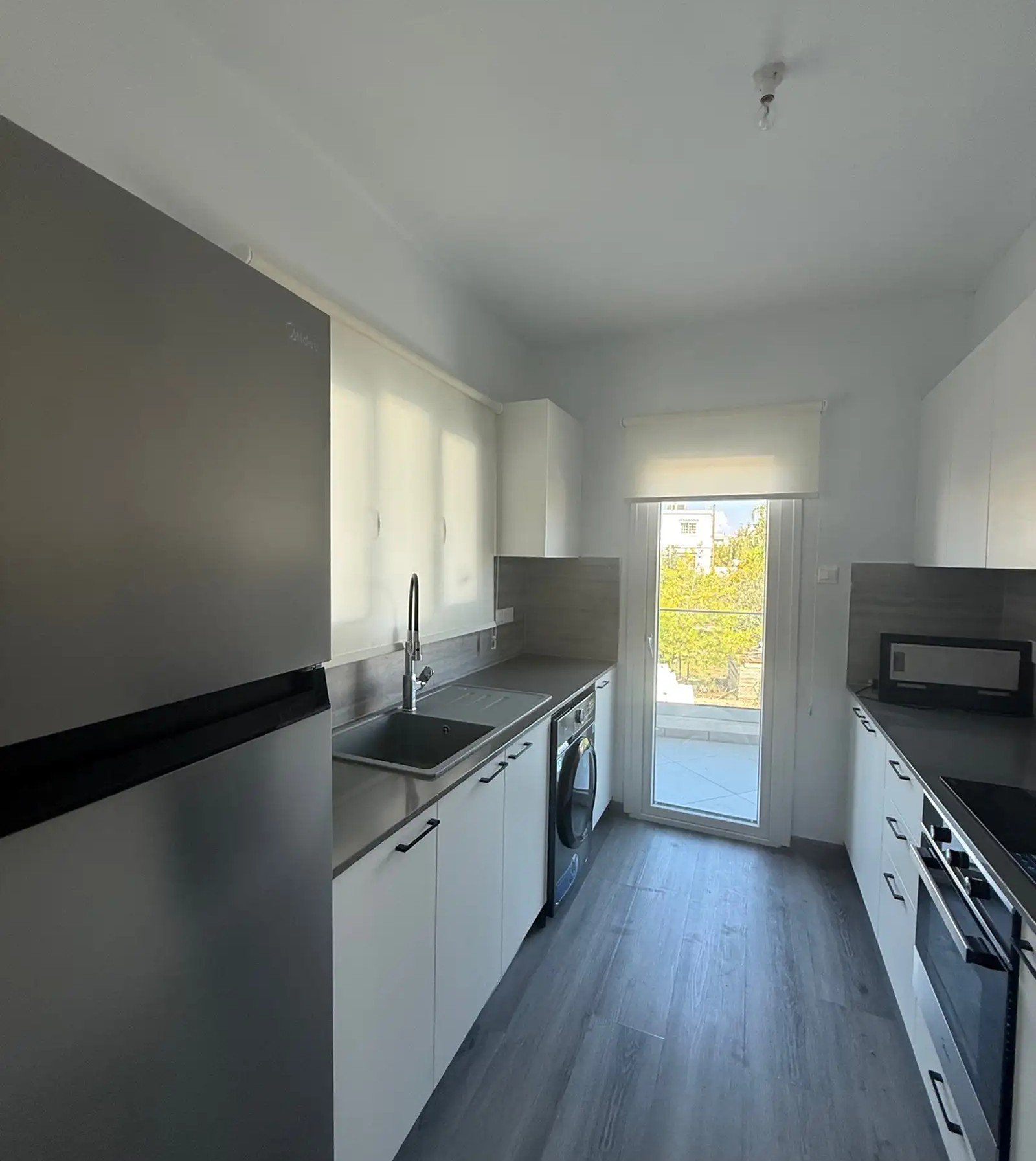2-bed new apartment with veranda in Agios Nikolaos, Larnaca photo 4