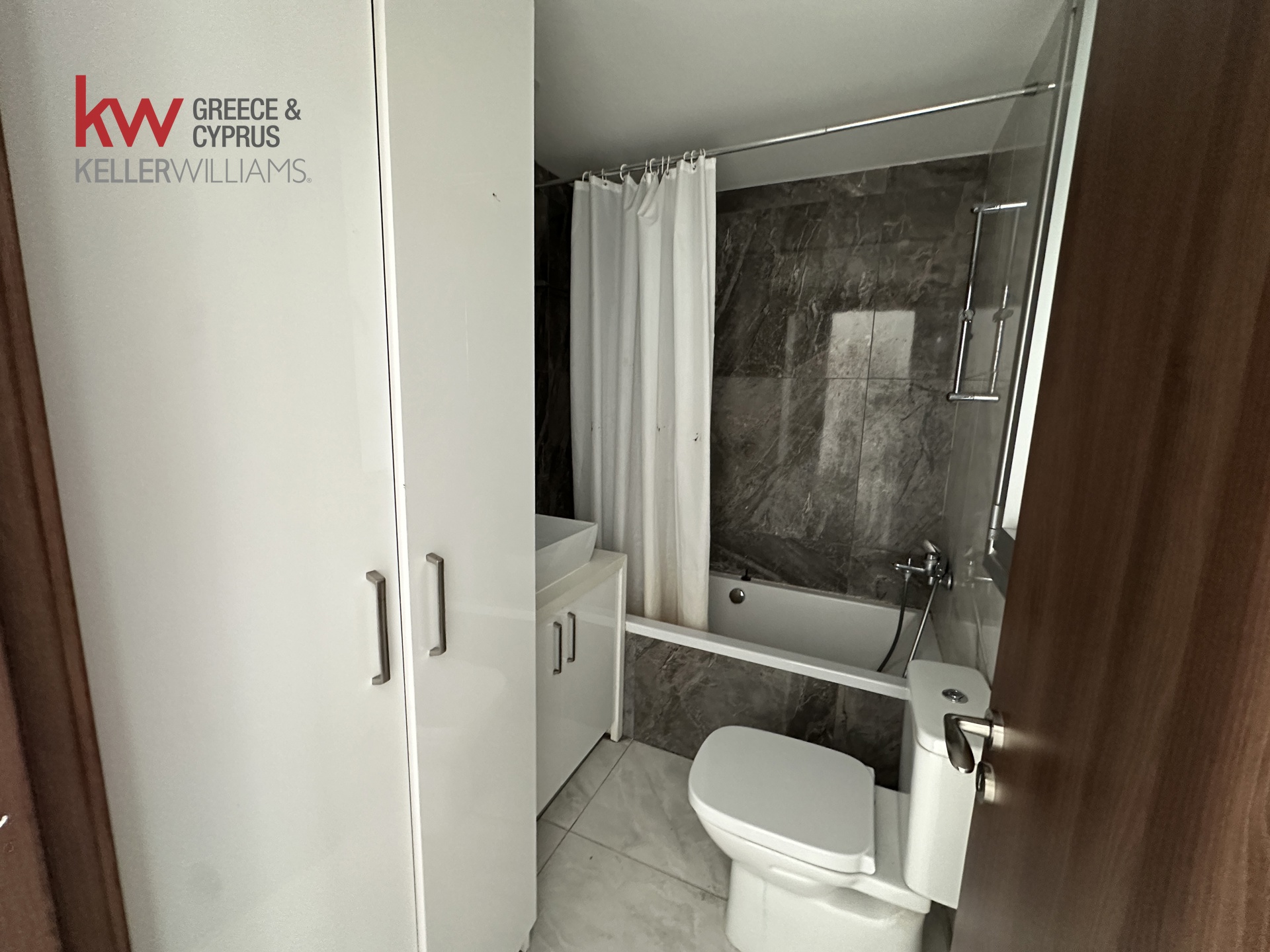 2-bed apartment, 85 m² in Faneromeni, Larnaca photo 3