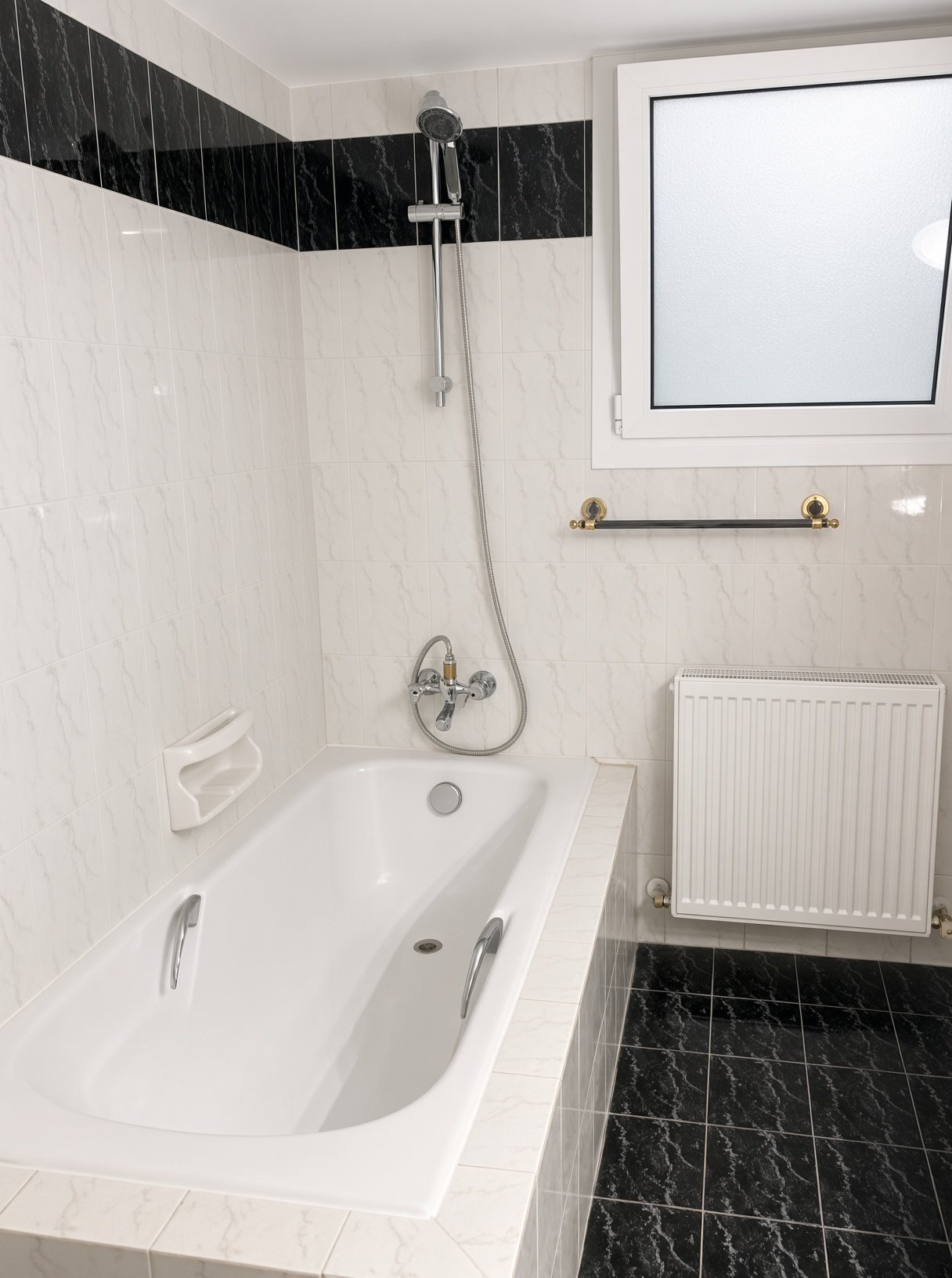 Spacious 3-bedroom house in Latsia, Nicosia photo 9
