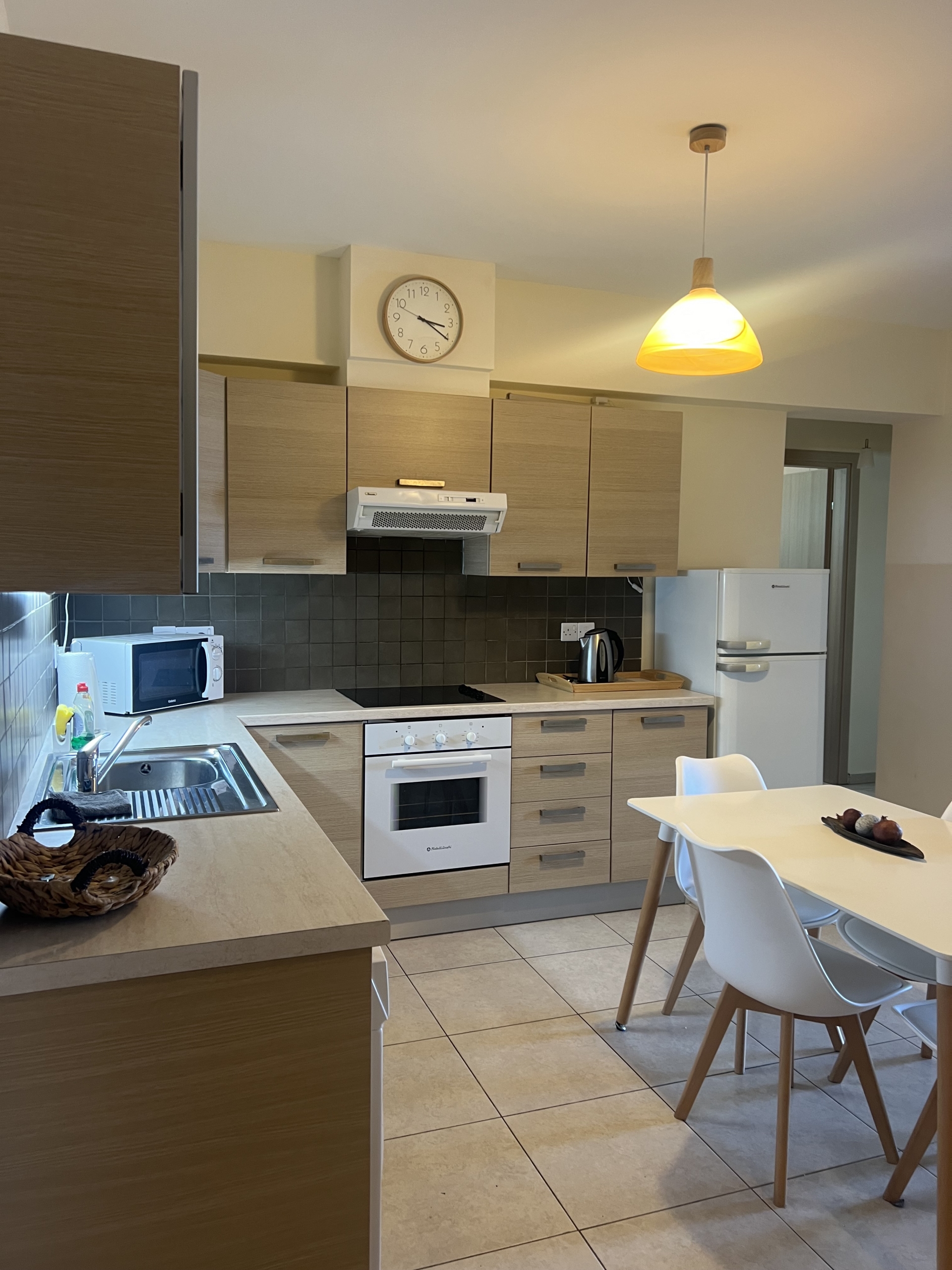 2-bed furnished apartment with sea view in Mazotos photo 6