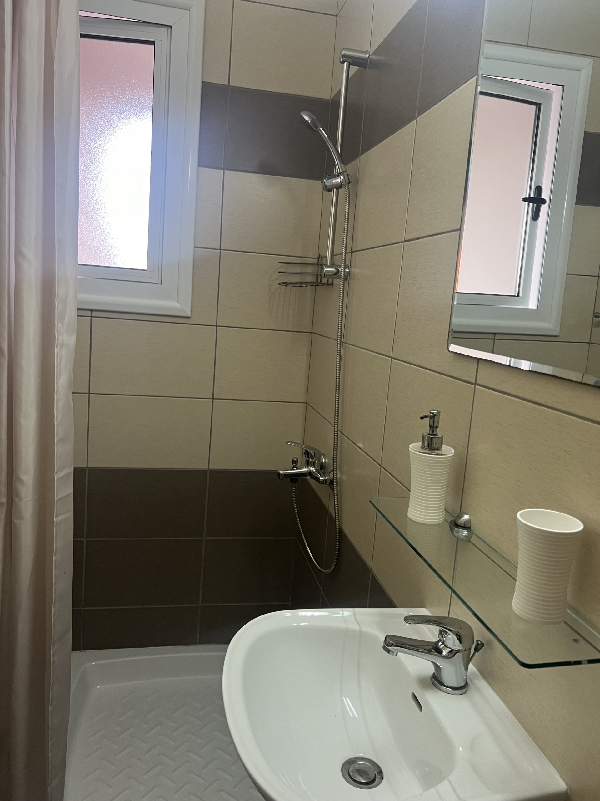 2-bed furnished apartment with sea view in Mazotos photo 19