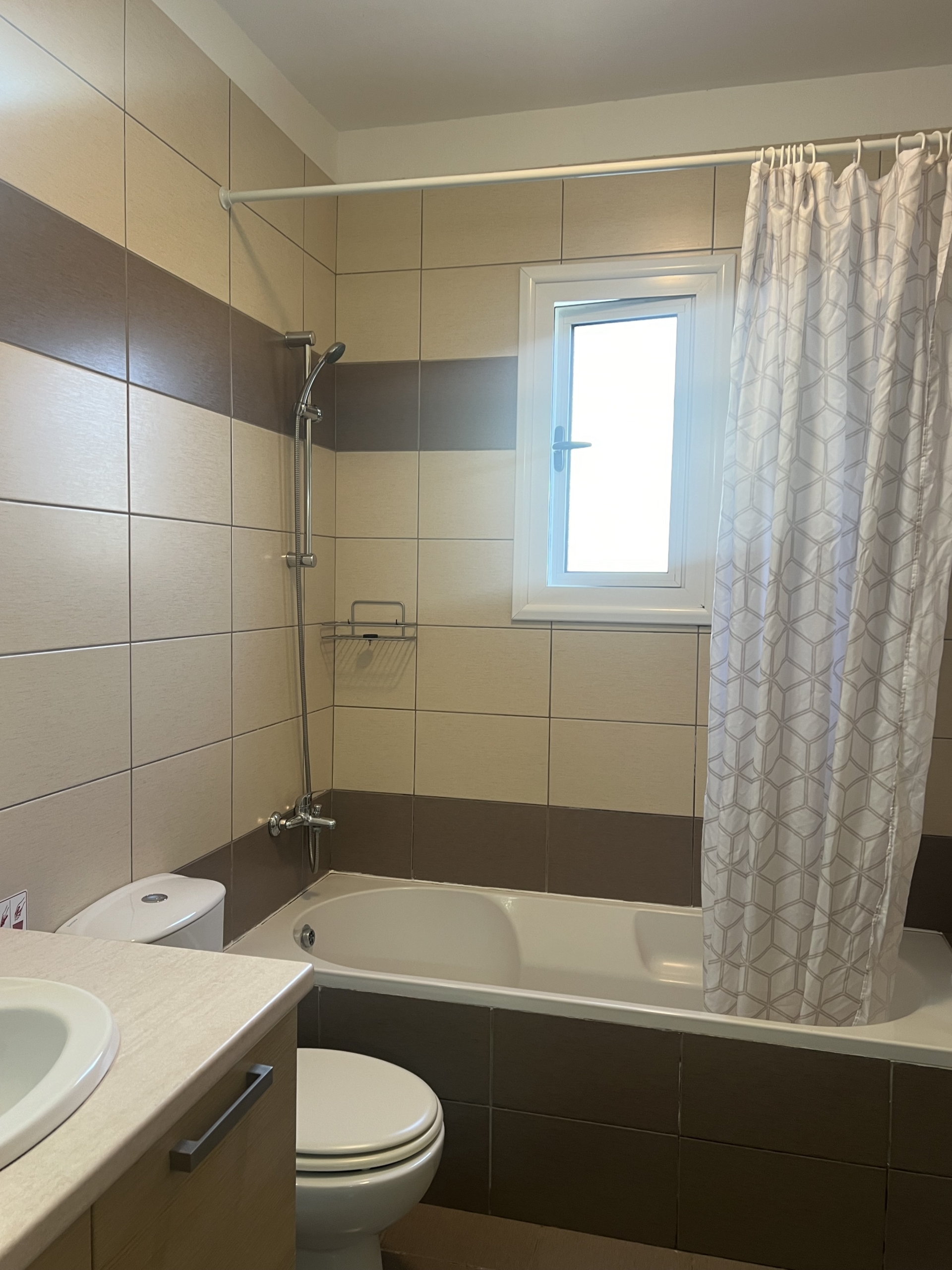 2-bed furnished apartment with sea view in Mazotos photo 16