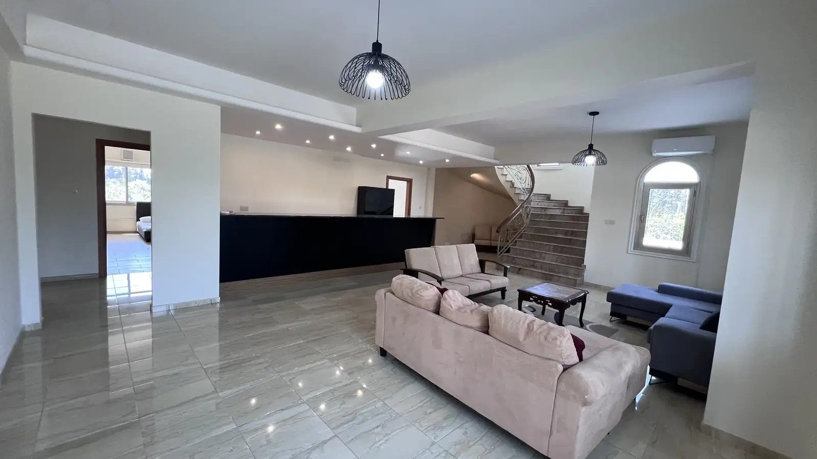 Spacious 6-Bedroom House in Asomatos, Limassol