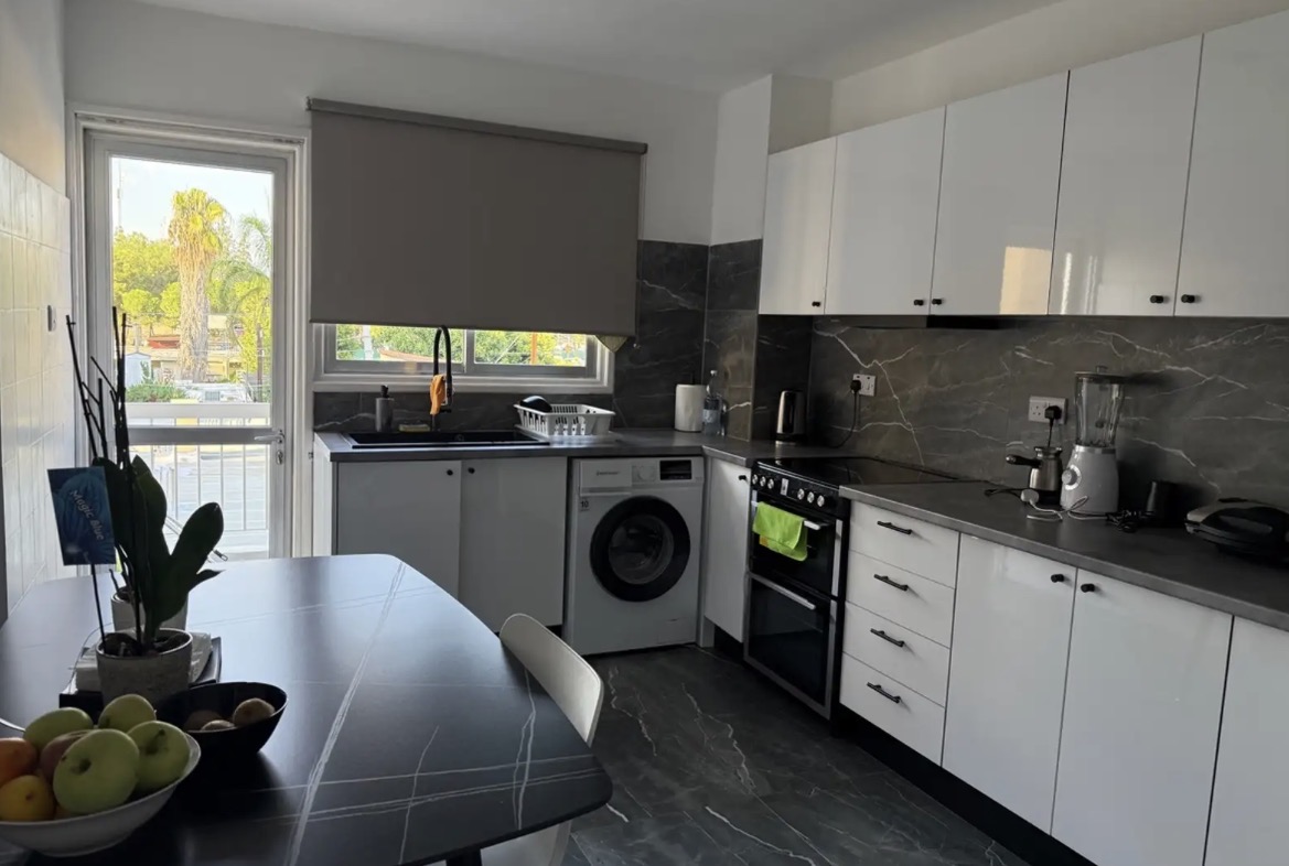 2 bedrooms apartment for rent in Strovolos