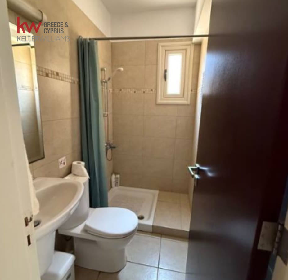 3-bed detached house with garden and pool in Perivolia photo 13