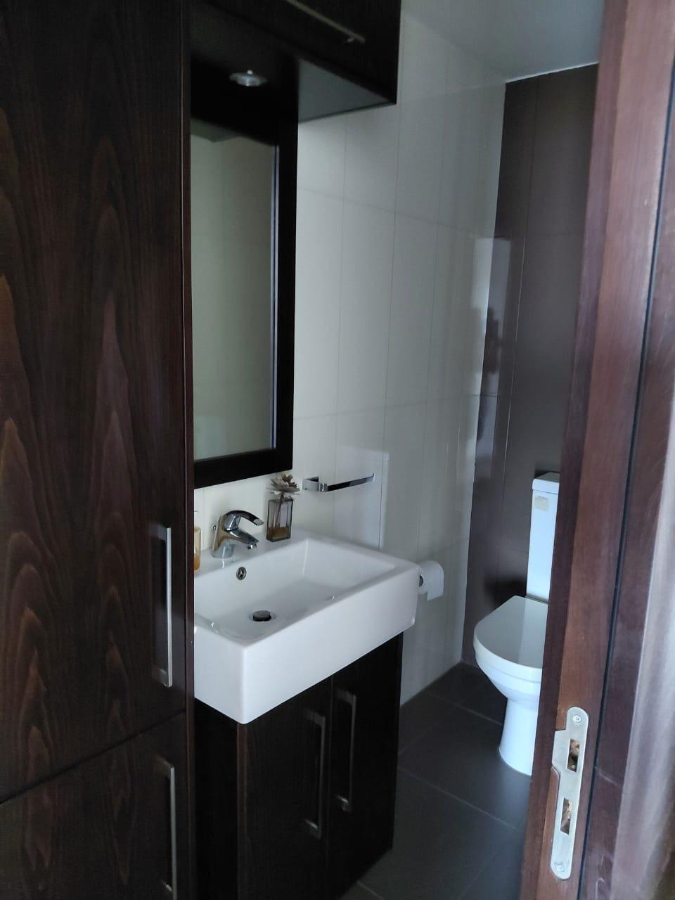 3-bed apartment with sea views for rent in Panthea, Limassol photo 8