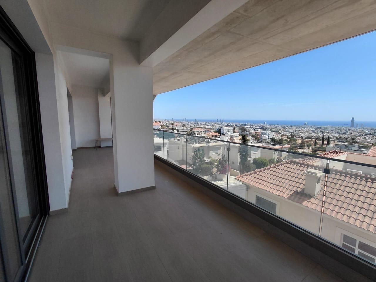 3-bed apartment with sea views for rent in Panthea, Limassol photo 12