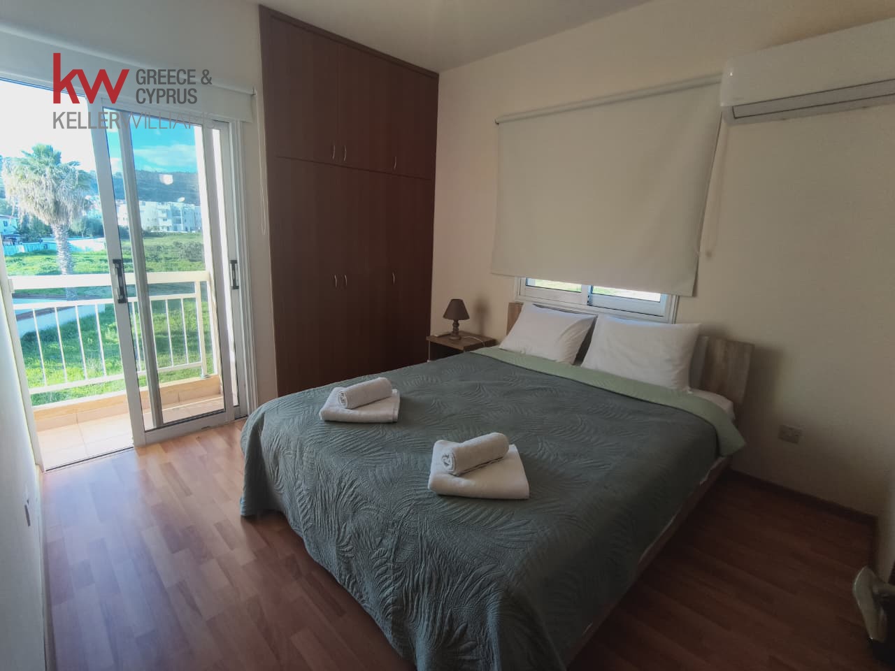 3-bed apartment with balcony and lift in Oroklini photo 10
