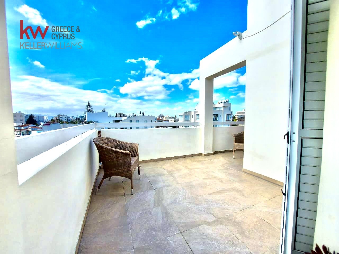 2-bed furnished apartment for rent in Faneromeni, Larnaca photo 16