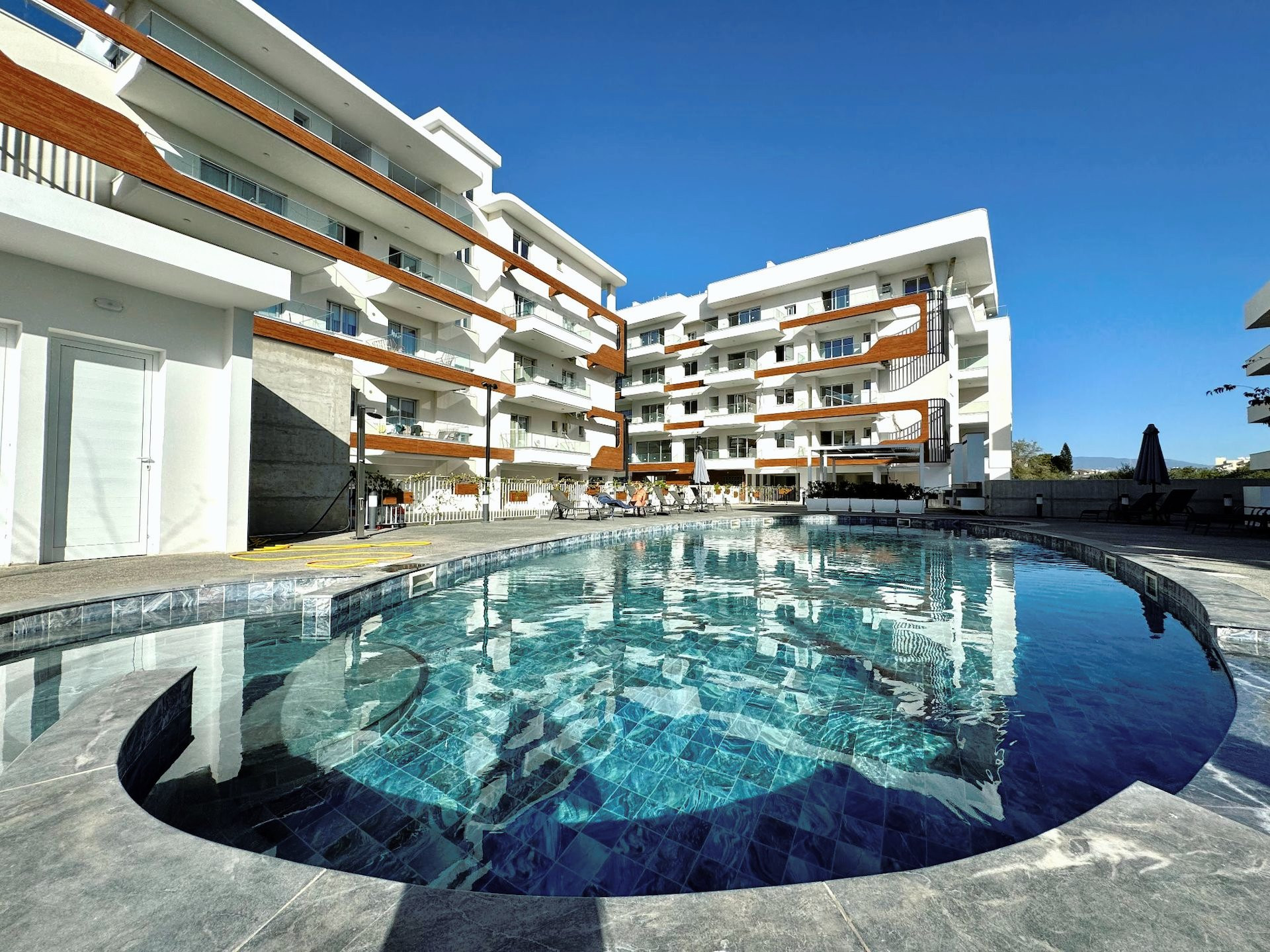 1 Bedroom Apartment | Complex with Pool