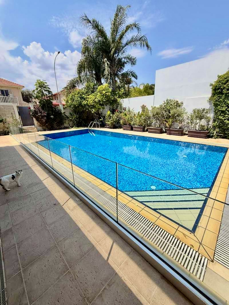 For rent, Pyla, Villa 275 sqr.m.