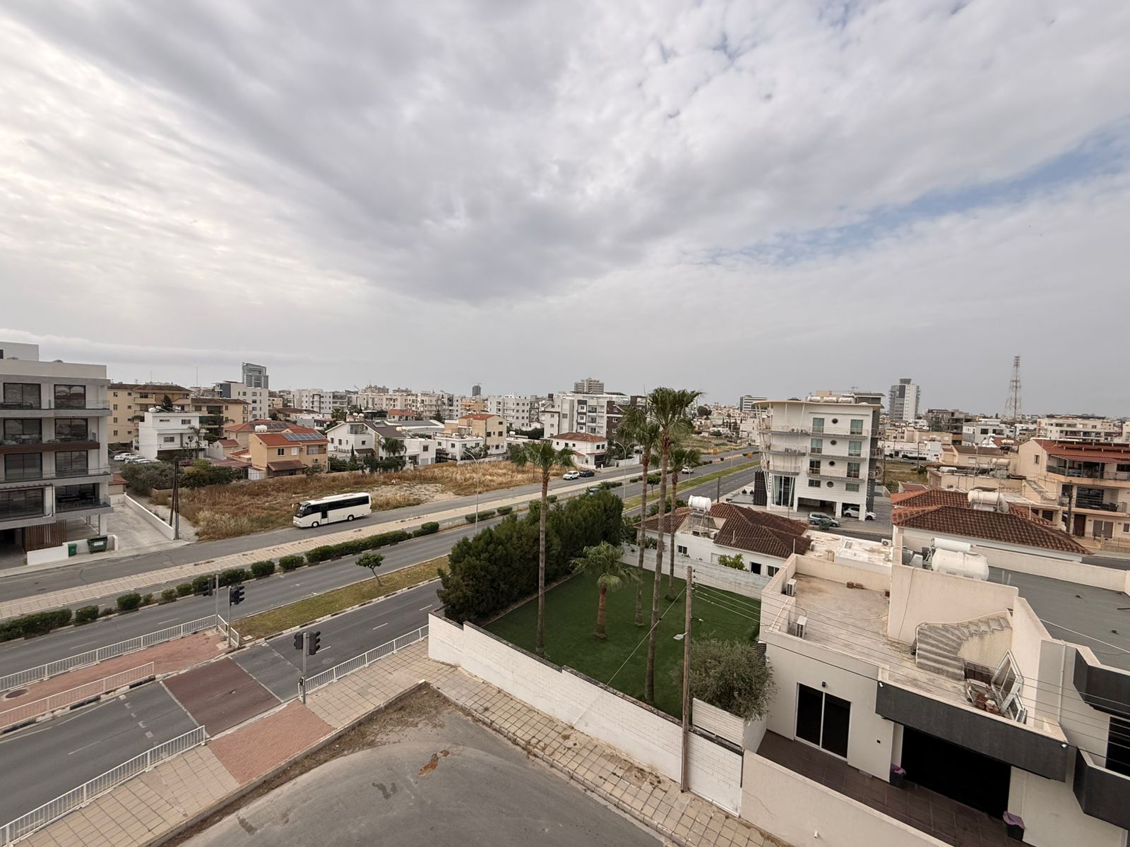 2-bed apartment for rent in Agioi Anargyroi, Larnaca photo 9