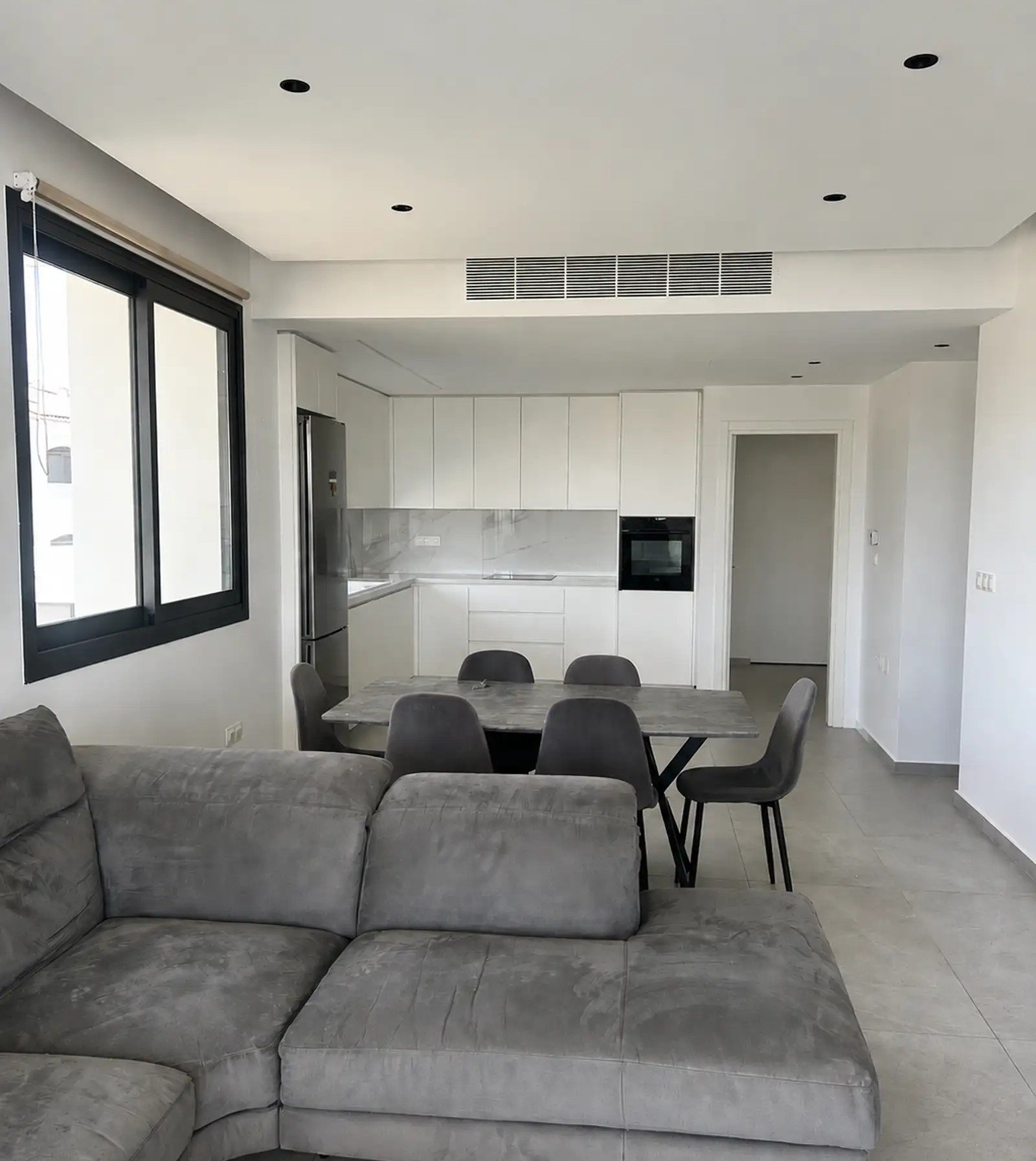 Modern 2-Bedroom Penthouse in Agia Fyla, Limassol