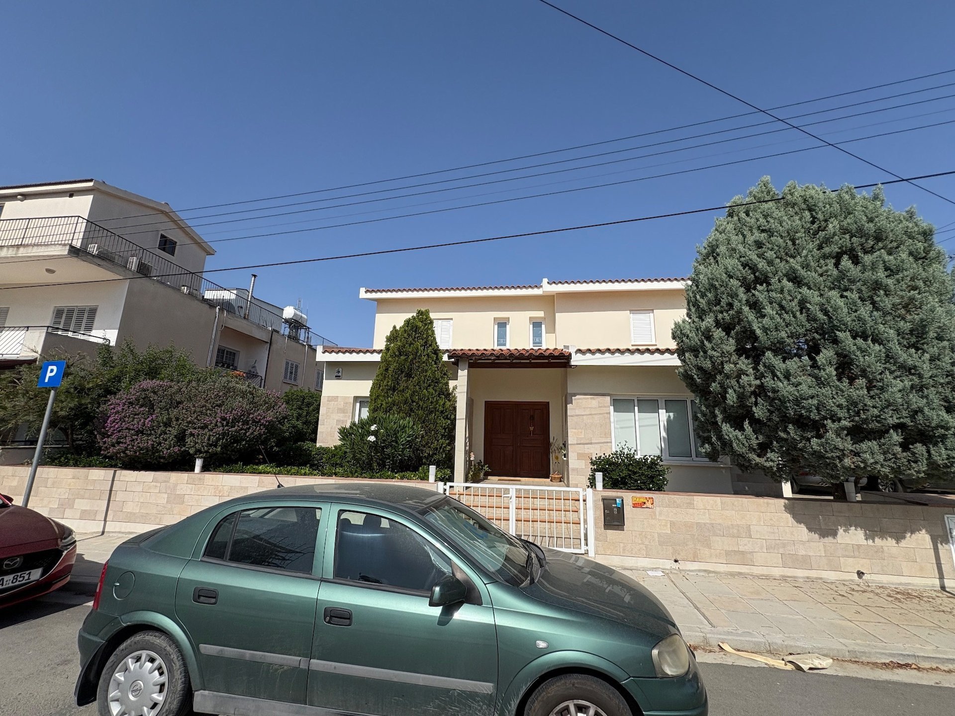 Spacious 5-Bedroom House in Kaimakli, Nicosia