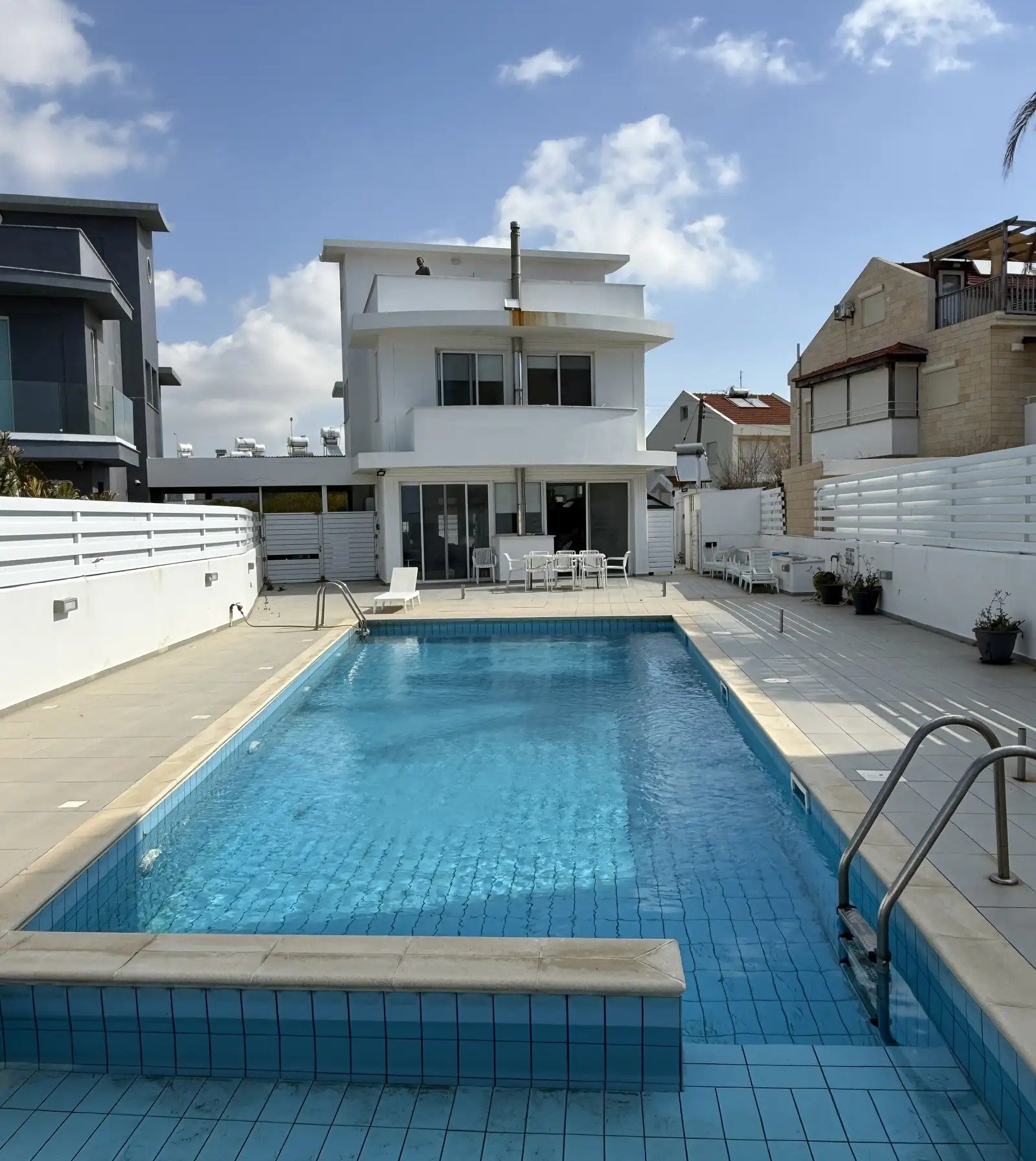 Spacious 5-Bedroom Villa in Perivolia, Larnaca
