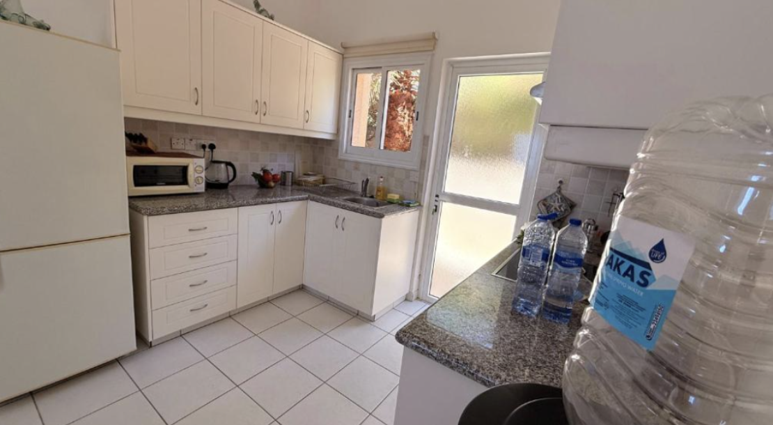 2-bed villa with private garden in Chlorakas, Paphos photo 5