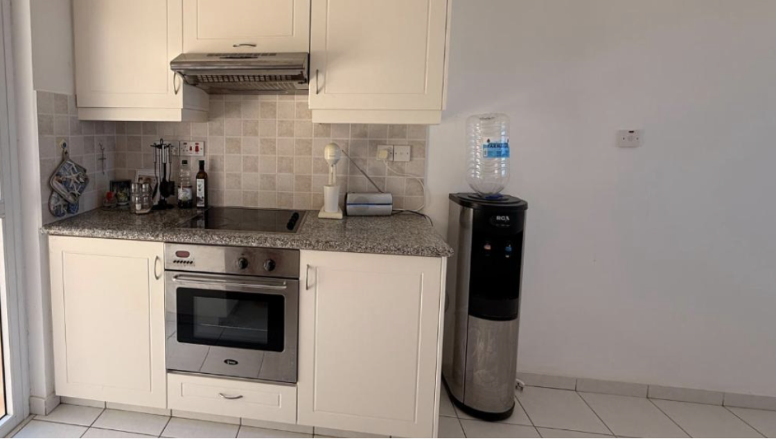 2-bed villa with private garden in Chlorakas, Paphos photo 8