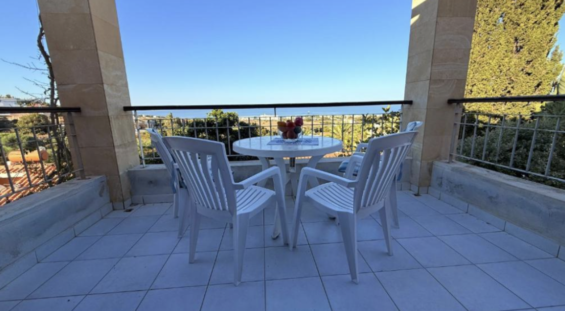 2-bed villa with private garden in Chlorakas, Paphos photo 9