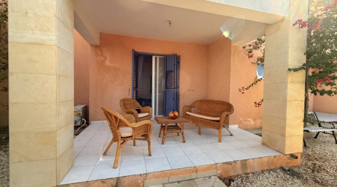 2-bed villa with private garden in Chlorakas, Paphos photo 15